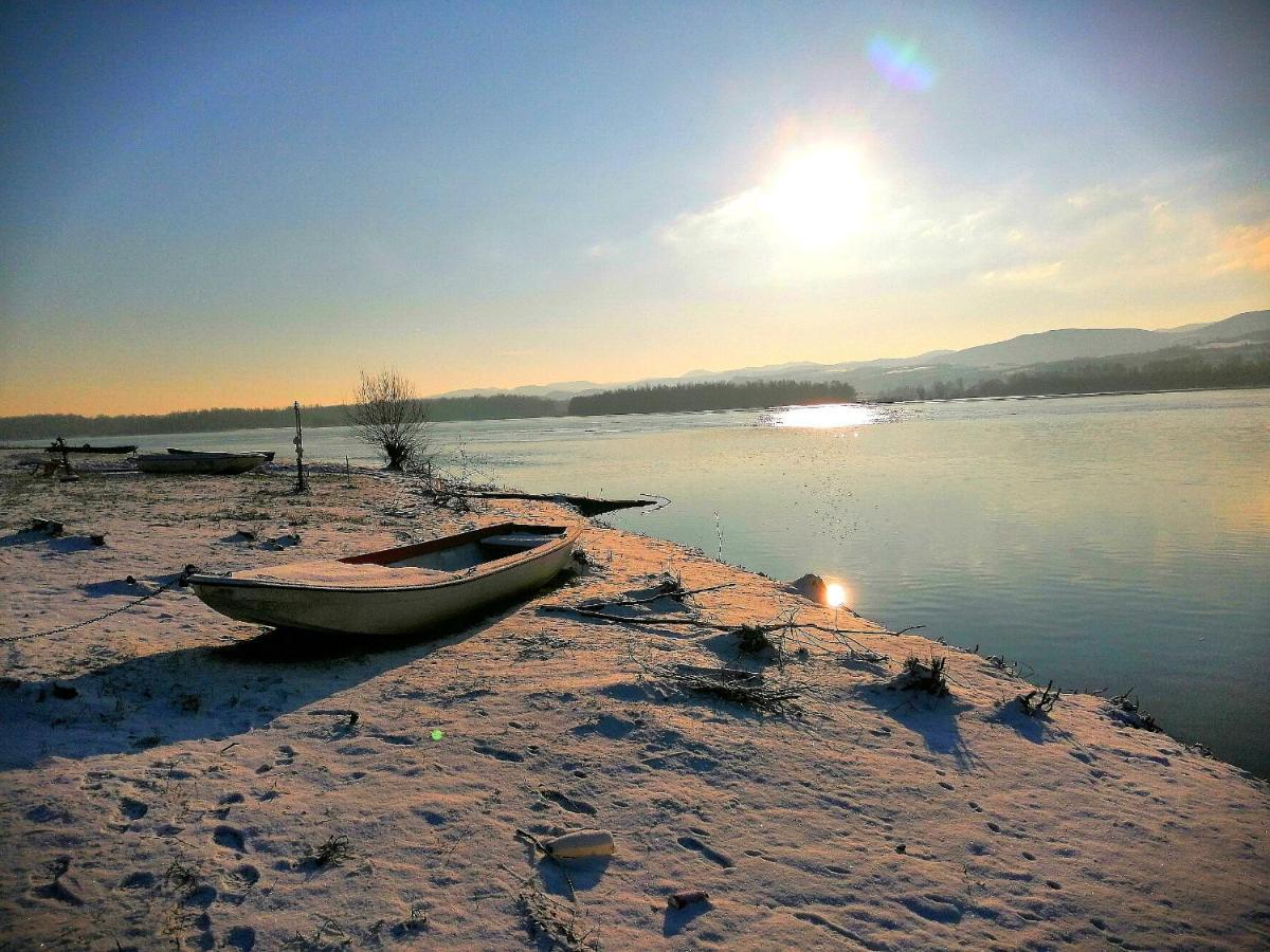 Captain'S House By The Danube River Cerevic Экстерьер фото