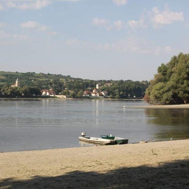 Captain'S House By The Danube River Cerevic Экстерьер фото